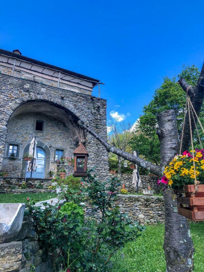 Agriturismo Casa Turchetti Comano  Extérieur photo